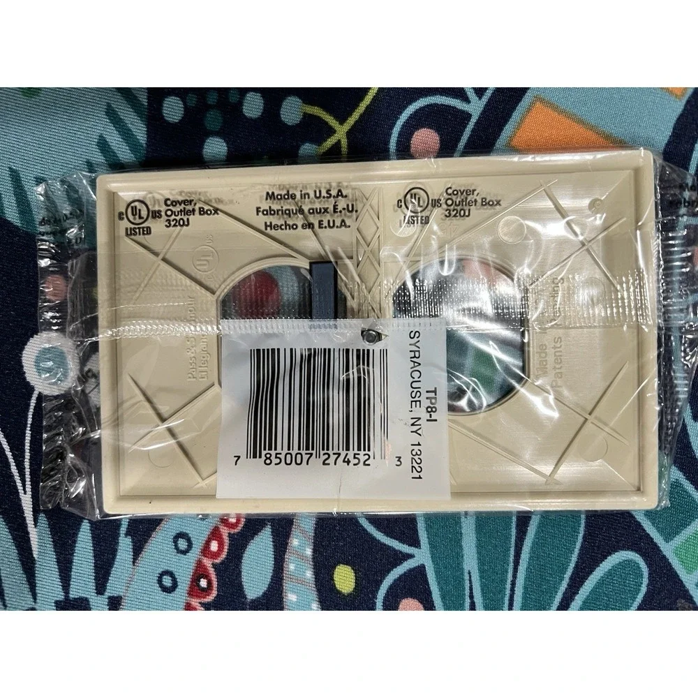 Pass & Seymour TP8-I Ivory 1-Gang Duplex Sectional Wallplate Cover Qty 25
